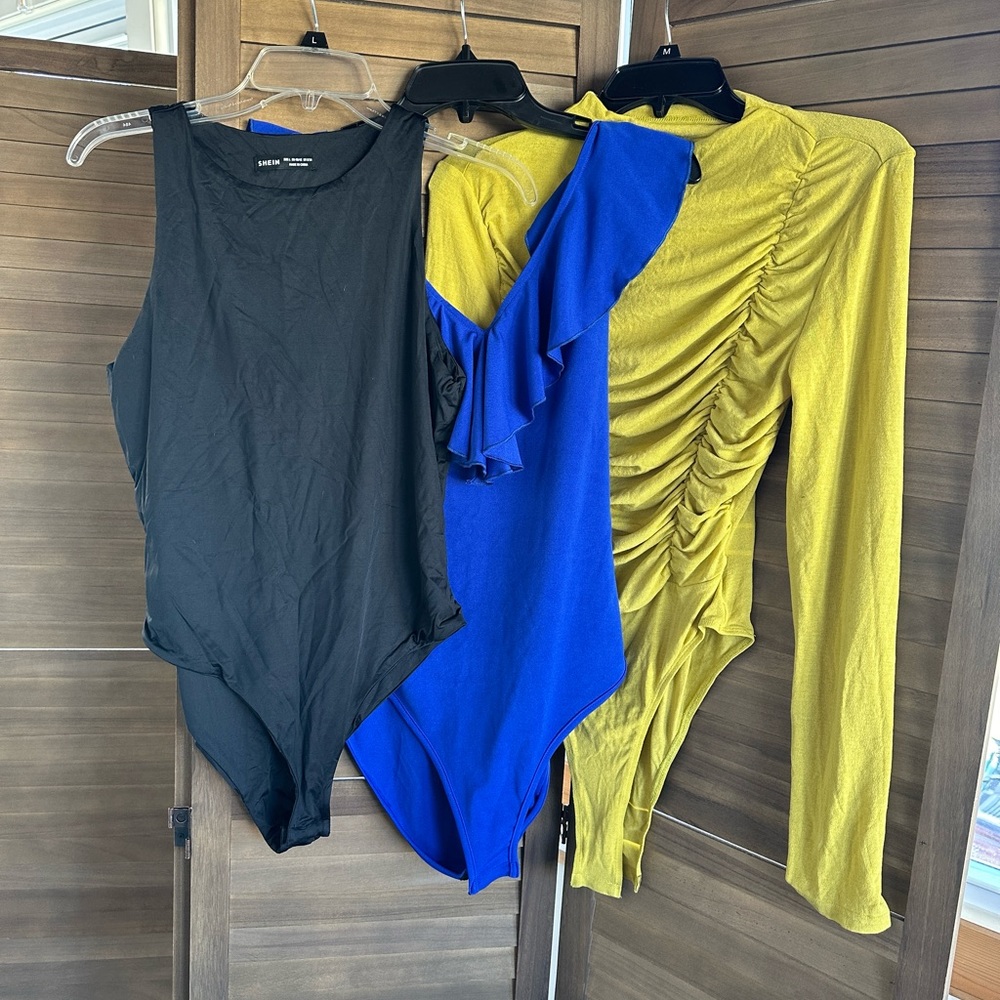 3 Bodysuits